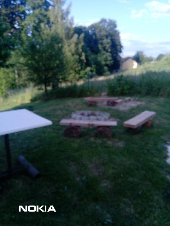 Apartament z ogrodem Szczytna Zewnętrze zdjęcie